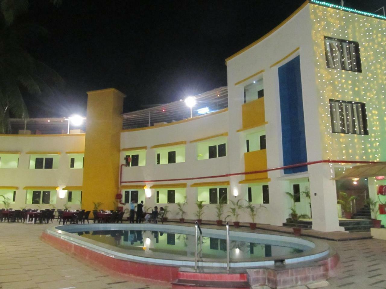 Hotel Sea Rock Villa Daman Eksteriør bilde