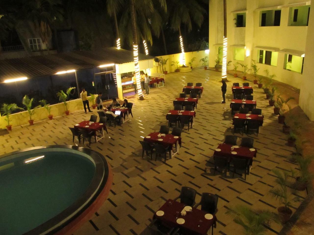 Hotel Sea Rock Villa Daman Eksteriør bilde
