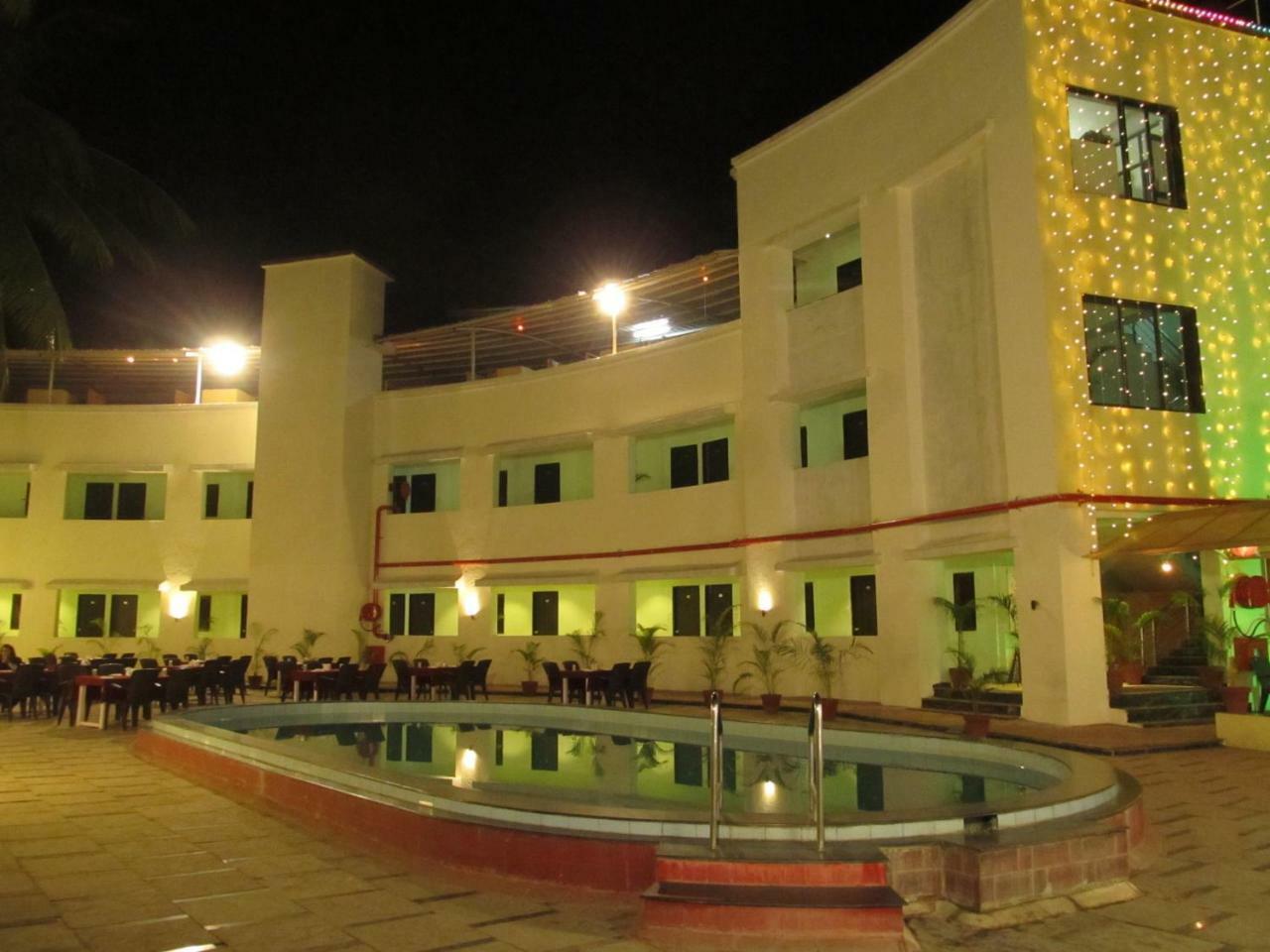 Hotel Sea Rock Villa Daman Eksteriør bilde