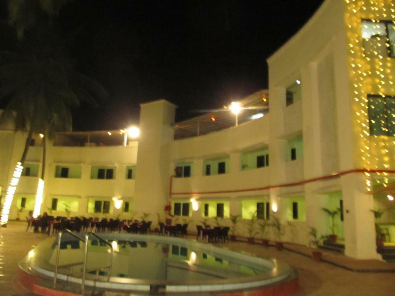 Hotel Sea Rock Villa Daman Eksteriør bilde